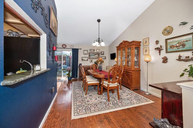 7224 Regard Way, Sacramento, CA 95842