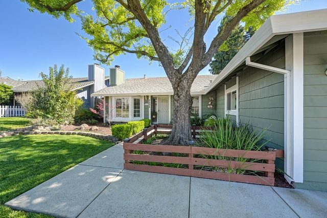 7224 Regard Way, Sacramento, CA 95842