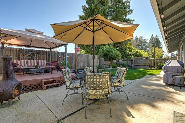 7224 Regard Way, Sacramento, CA 95842