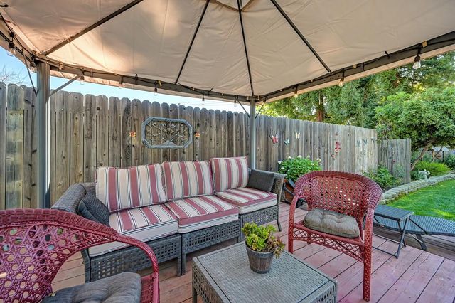 7224 Regard Way, Sacramento, CA 95842