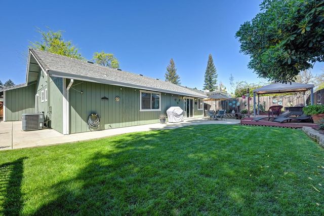 7224 Regard Way, Sacramento, CA 95842