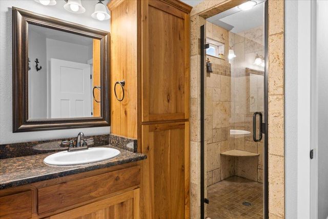 2818 Esther Lane, Grants Pass, OR 97527