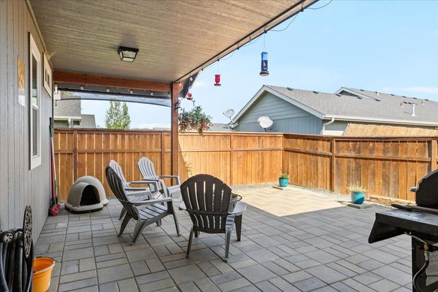 2818 Esther Lane, Grants Pass, OR 97527