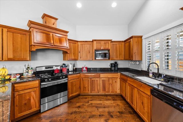 2818 Esther Lane, Grants Pass, OR 97527