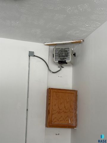 4609 S Galway Ave Avenue, Sioux Falls, SD 67106