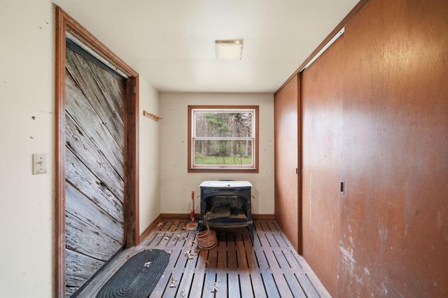 5576 S M 52, Stockbridge, MI 49285