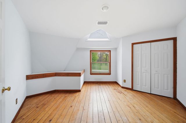 5576 S M 52, Stockbridge, MI 49285