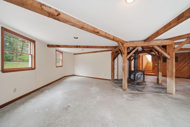 5576 S M 52, Stockbridge, MI 49285