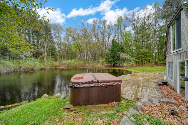 5576 S M 52, Stockbridge, MI 49285
