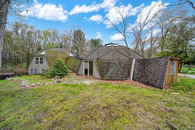 5576 S M 52, Stockbridge, MI 49285