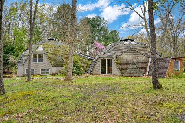 5576 S M 52, Stockbridge, MI 49285