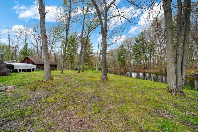 5576 S M 52, Stockbridge, MI 49285