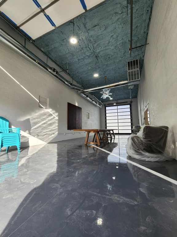 Image 5 of property listing at 313 S Irving Street, San Angelo, TX 76903