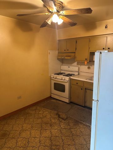 3033 Paris Avenue 303, River Grove, IL 60171