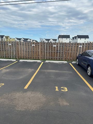 3033 Paris Avenue 303, River Grove, IL 60171