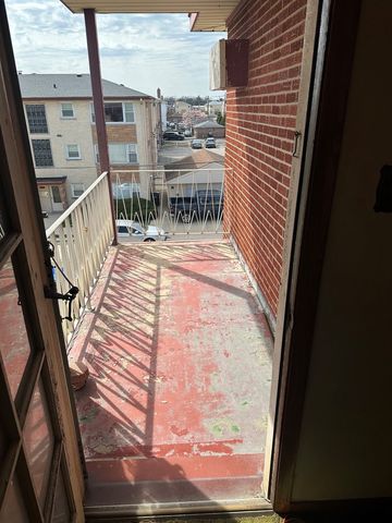 3033 Paris Avenue 303, River Grove, IL 60171