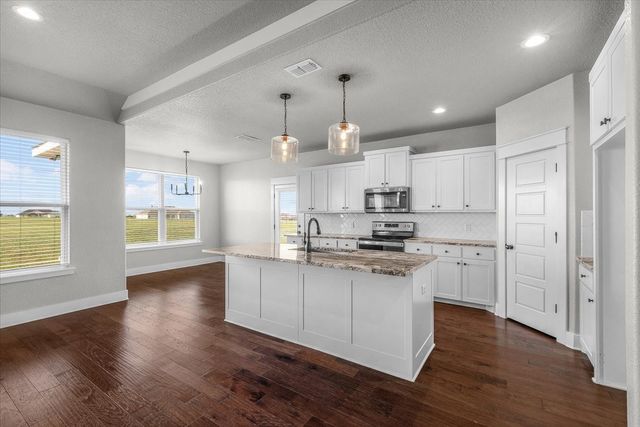 3009 High Ranch View Road, Cresson, TX 76035