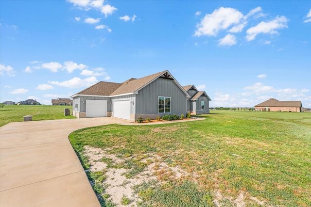 3009 High Ranch View Road, Cresson, TX 76035