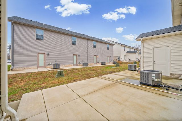1201 Fort Campbell Blvd Unit 1A, Clarksville, TN 37042