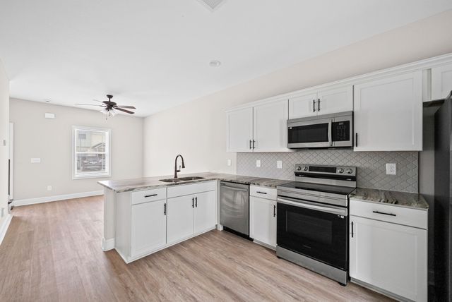 1201 Fort Campbell Blvd Unit 1A, Clarksville, TN 37042