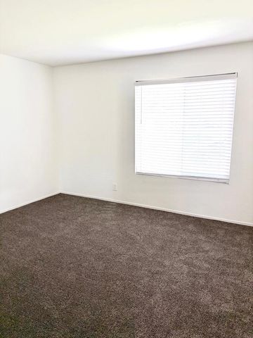 43376 Cook Street 32, Palm Desert, CA 92211