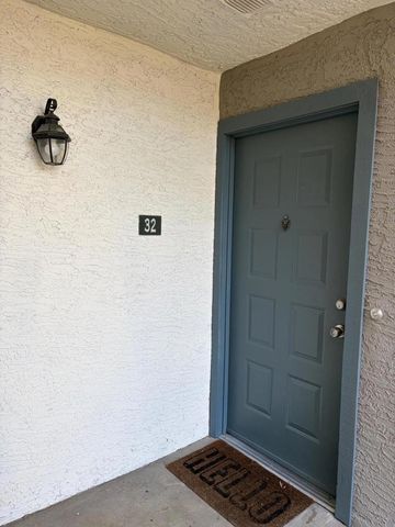 43376 Cook Street 32, Palm Desert, CA 92211