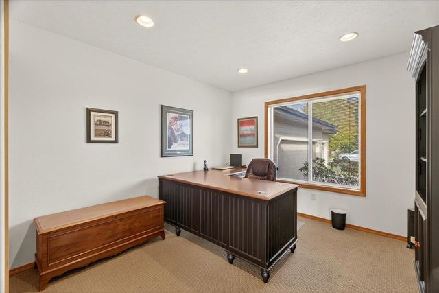 24226 E Pinehurst Ln, Liberty Lake, WA 99019