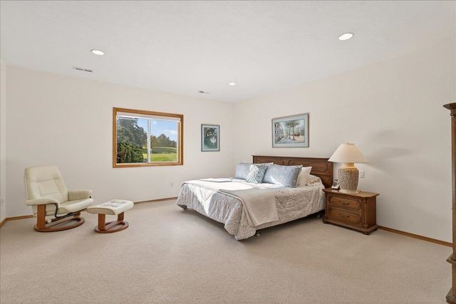 24226 E Pinehurst Ln, Liberty Lake, WA 99019