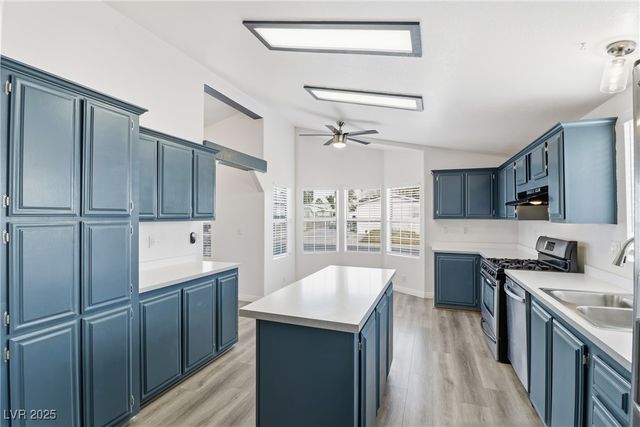 4671 Largo Way, Las Vegas, NV 89121