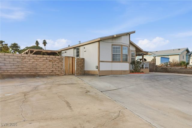 4671 Largo Way, Las Vegas, NV 89121