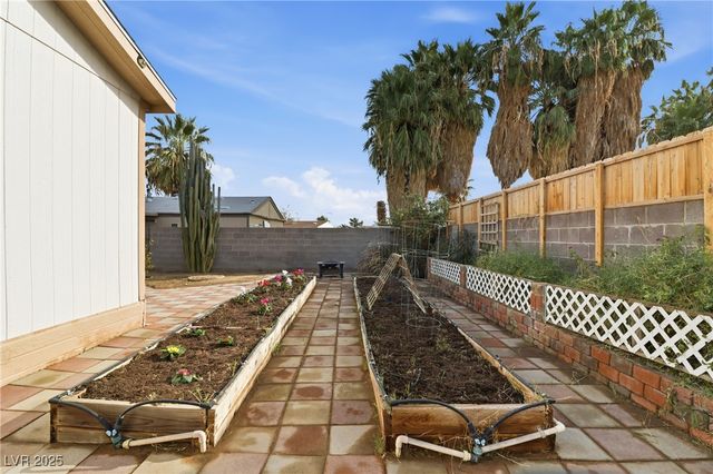 4671 Largo Way, Las Vegas, NV 89121