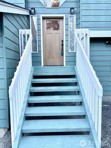 4812 Monte Vista Place, Mount Vernon, WA 98273