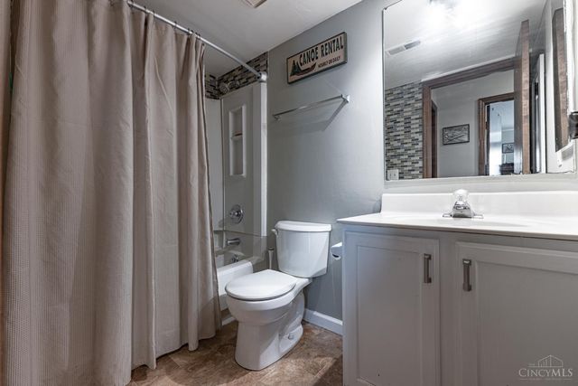 3163 Roesch Boulevard, Fairfield, OH 45014