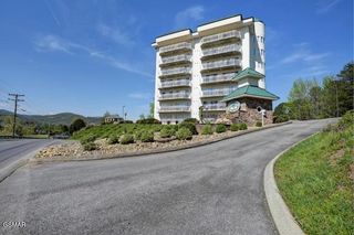 503 Dollywood Lane, Pigeon Forge, TN 37863