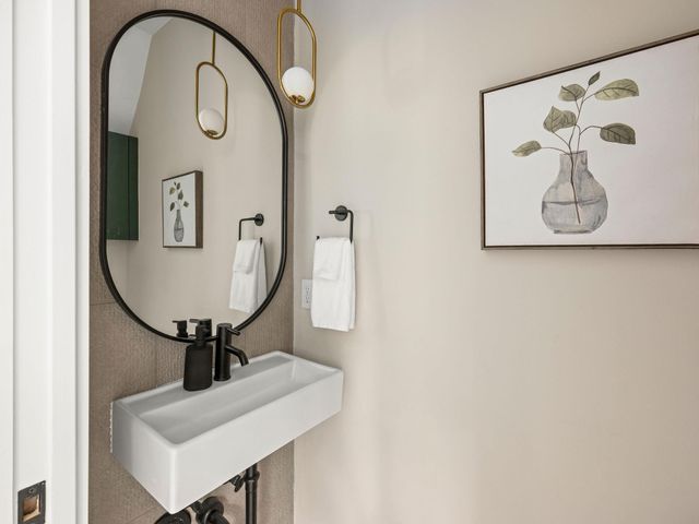 1401 E 3rd ST 2, Austin, TX 78702