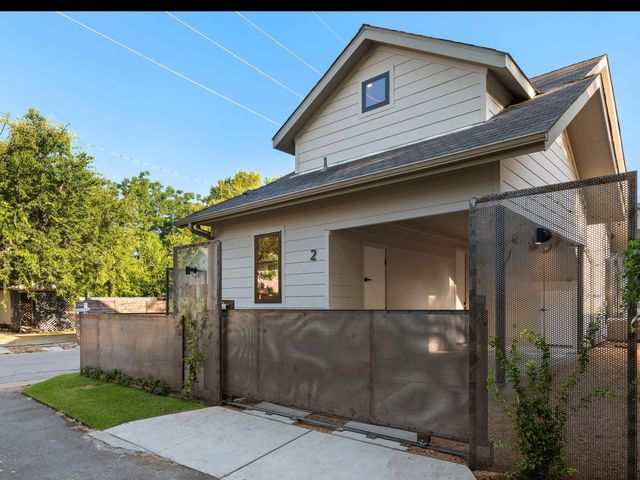 1401 E 3rd ST 2, Austin, TX 78702