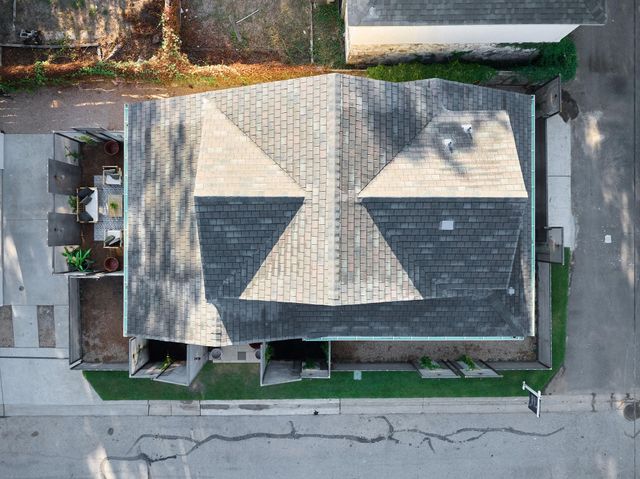 1401 E 3rd ST 2, Austin, TX 78702