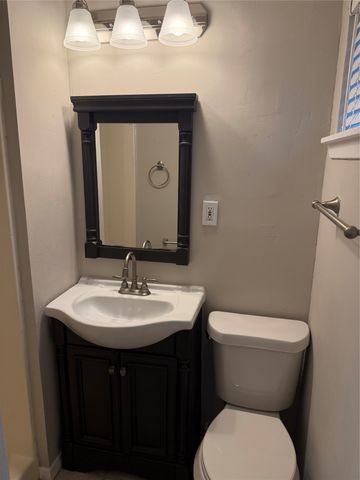 2439 Maverick Avenue, Dallas, TX 75228