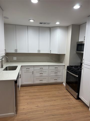 2439 Maverick Avenue, Dallas, TX 75228