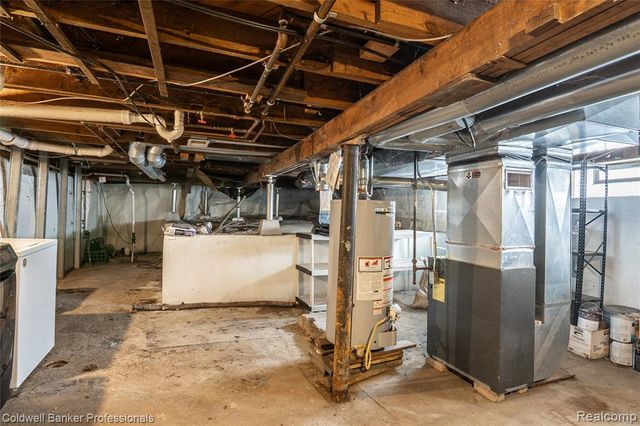 1449 Jewell Street, Ferndale, MI 48220