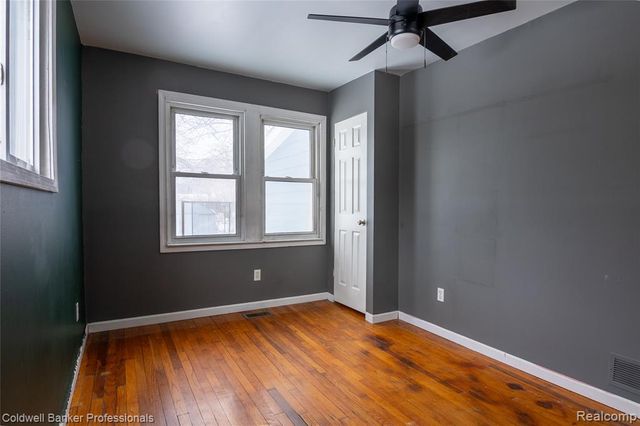 1449 Jewell Street, Ferndale, MI 48220