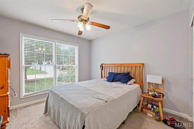 8 Soenker Circle, St Peters, MO 63376