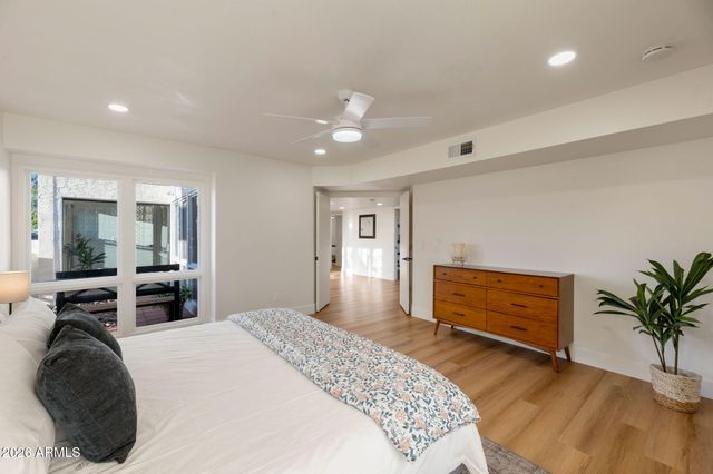 703 E CORTE ORO --, Phoenix, AZ 85020