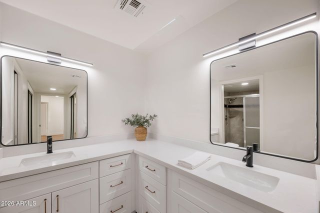 703 E CORTE ORO --, Phoenix, AZ 85020
