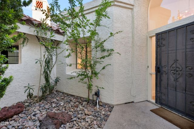 703 E CORTE ORO --, Phoenix, AZ 85020