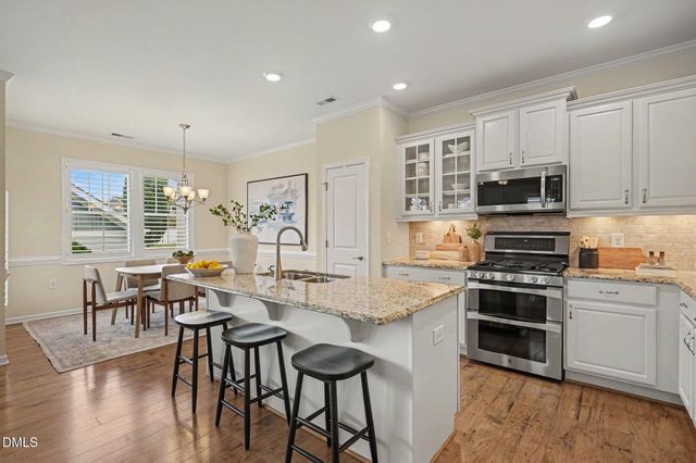 39 Salt Cedar Lane, Chapel Hill, NC 27516