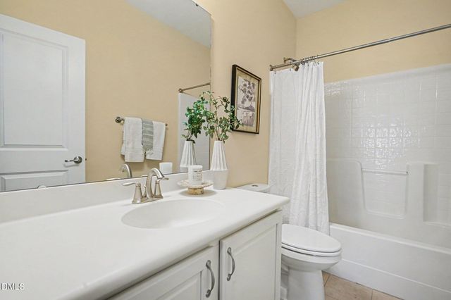 39 Salt Cedar Lane, Chapel Hill, NC 27516
