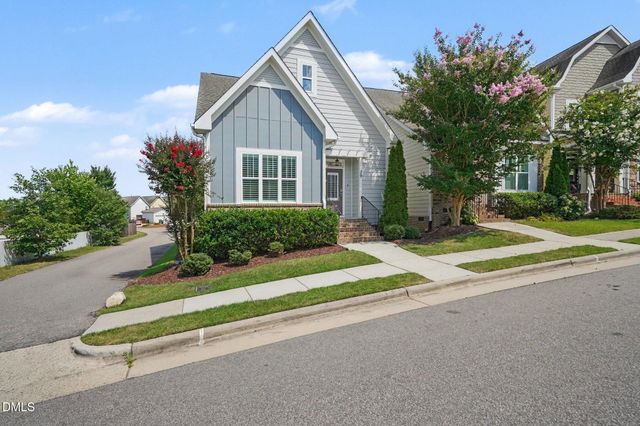 39 Salt Cedar Lane, Chapel Hill, NC 27516