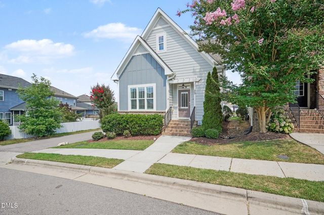 39 Salt Cedar Lane, Chapel Hill, NC 27516