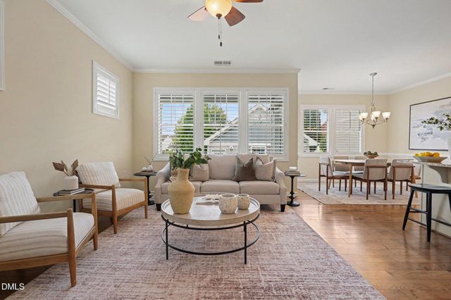 39 Salt Cedar Lane, Chapel Hill, NC 27516